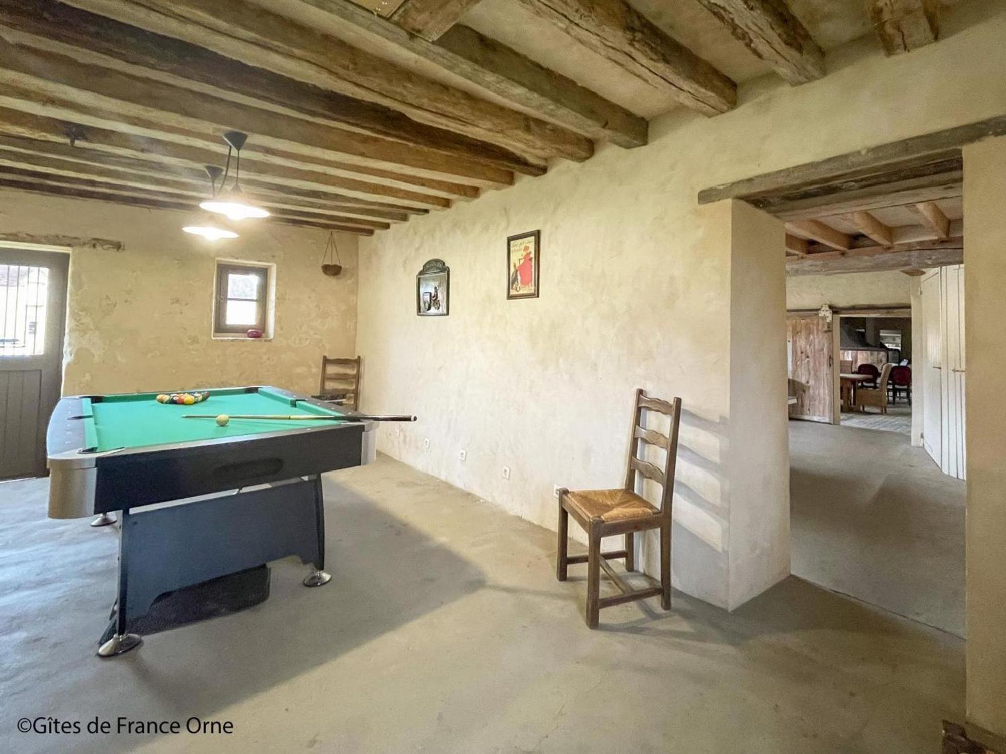 Maison De Charme Avec Piscine Interieure, Grand Jardin, Et Paysages Magnifiques En Pleine Campagne - Fr-1-497-164 Rémalard Exteriér fotografie